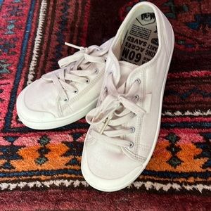 Keen natural canvas Elsa sneaker - worn once!